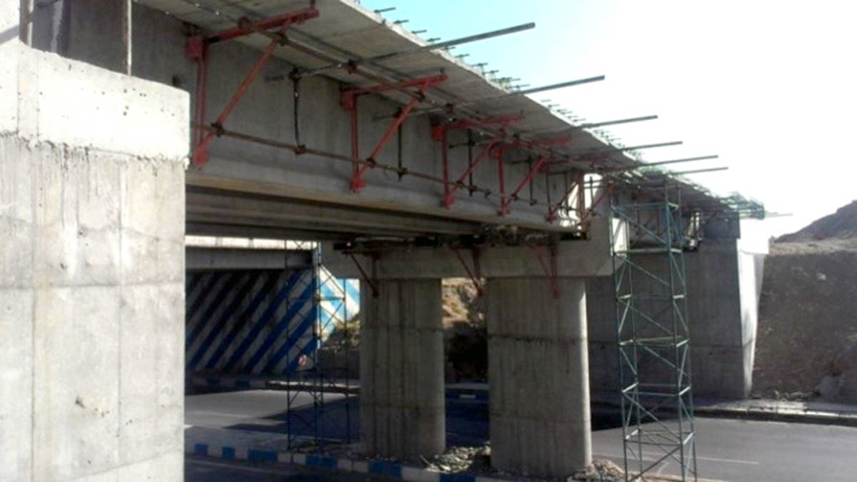 Isfahan- Fooladshahr Urban Railway