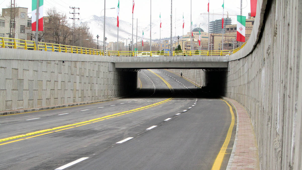 Pajuhesh Interchange